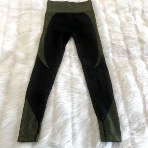 Astoria Activewear Green Seamless Leggings (S)